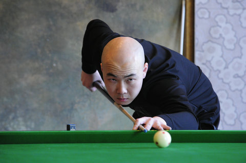 体育短道速滑世界杯：李文龙领衔 中国两项接力进半决赛